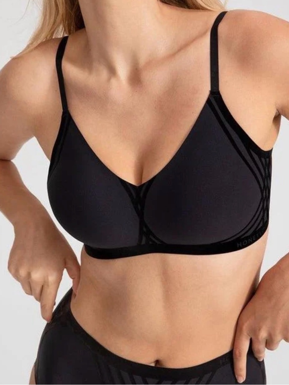 HoneyLove LiftWear Silhouette Bra - Black, NWT (Size M)